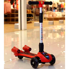 Трехколесный детский самокат с парогенератором и музыкой 806968