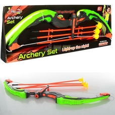 Лук M 0034 (12шт) 62-15см,стріли на присосках 3 шт, світло,на бат. , в кор.